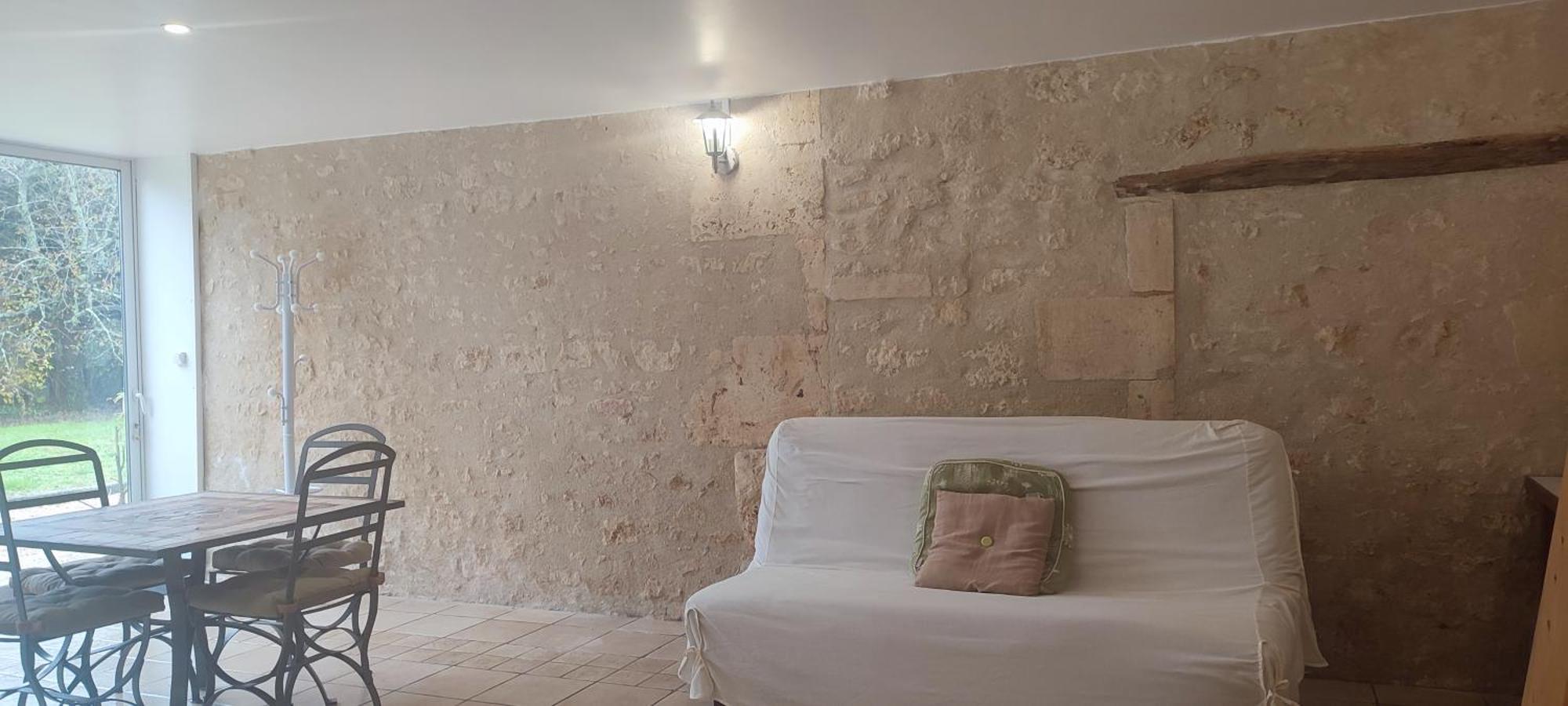 Gite Cosy, Sur Jardin, Terrasse Privee, Parking Au Calme En Rdc Gémozac Εξωτερικό φωτογραφία