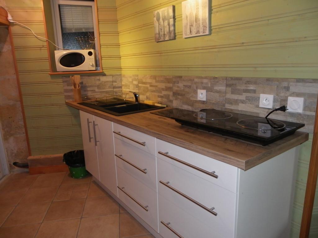 Gite Cosy, Sur Jardin, Terrasse Privee, Parking Au Calme En Rdc Gémozac Εξωτερικό φωτογραφία
